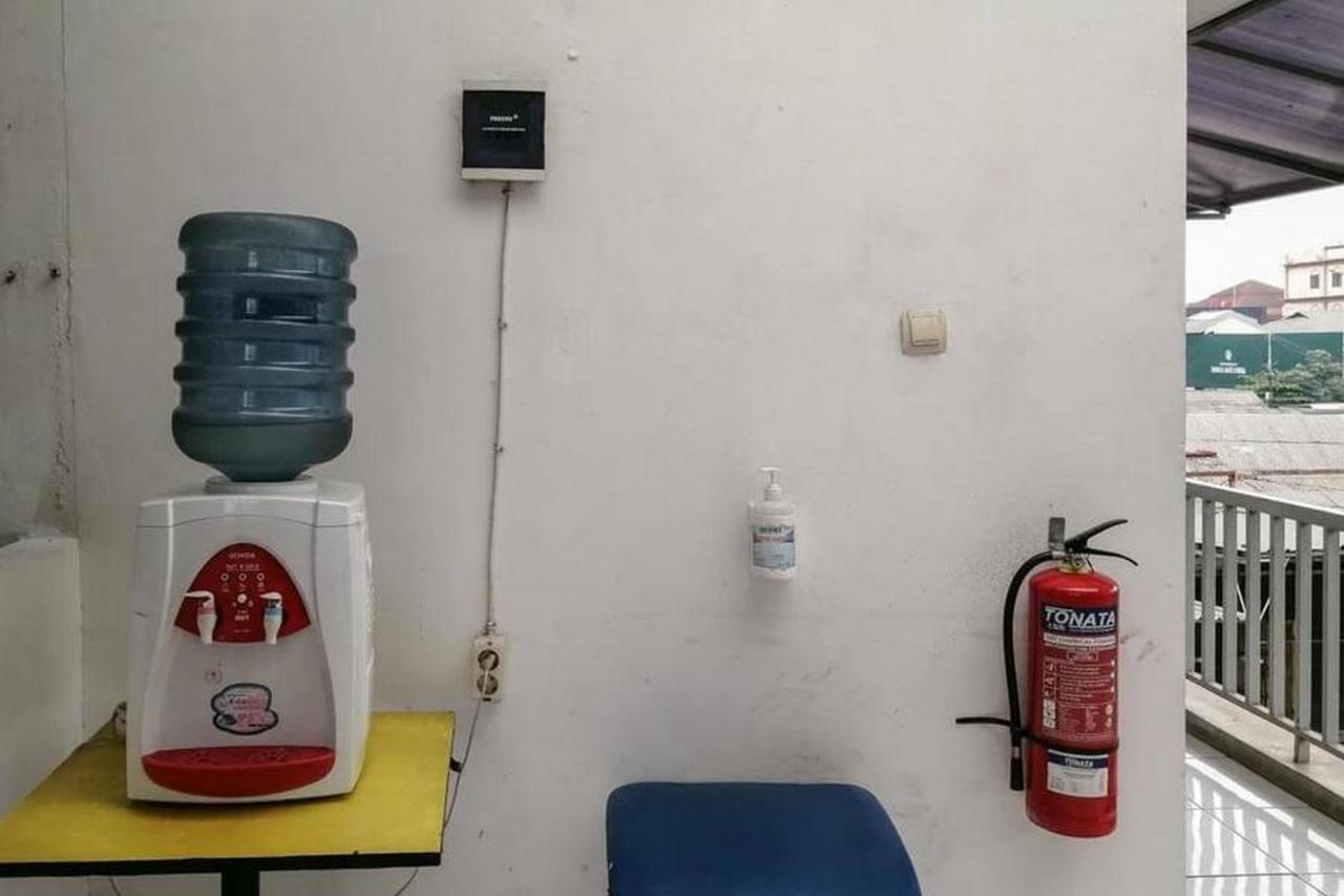 Laponca Residence Pondok Cabe Syariah Redpartner Duku Екстер'єр фото