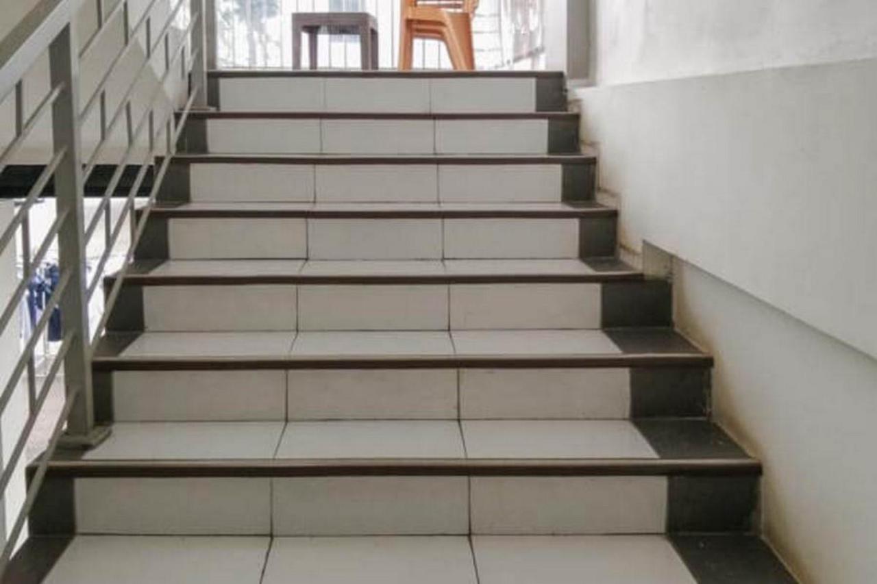 Laponca Residence Pondok Cabe Syariah Redpartner Duku Екстер'єр фото
