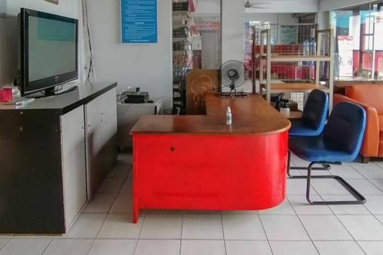 Laponca Residence Pondok Cabe Syariah Redpartner Duku Екстер'єр фото