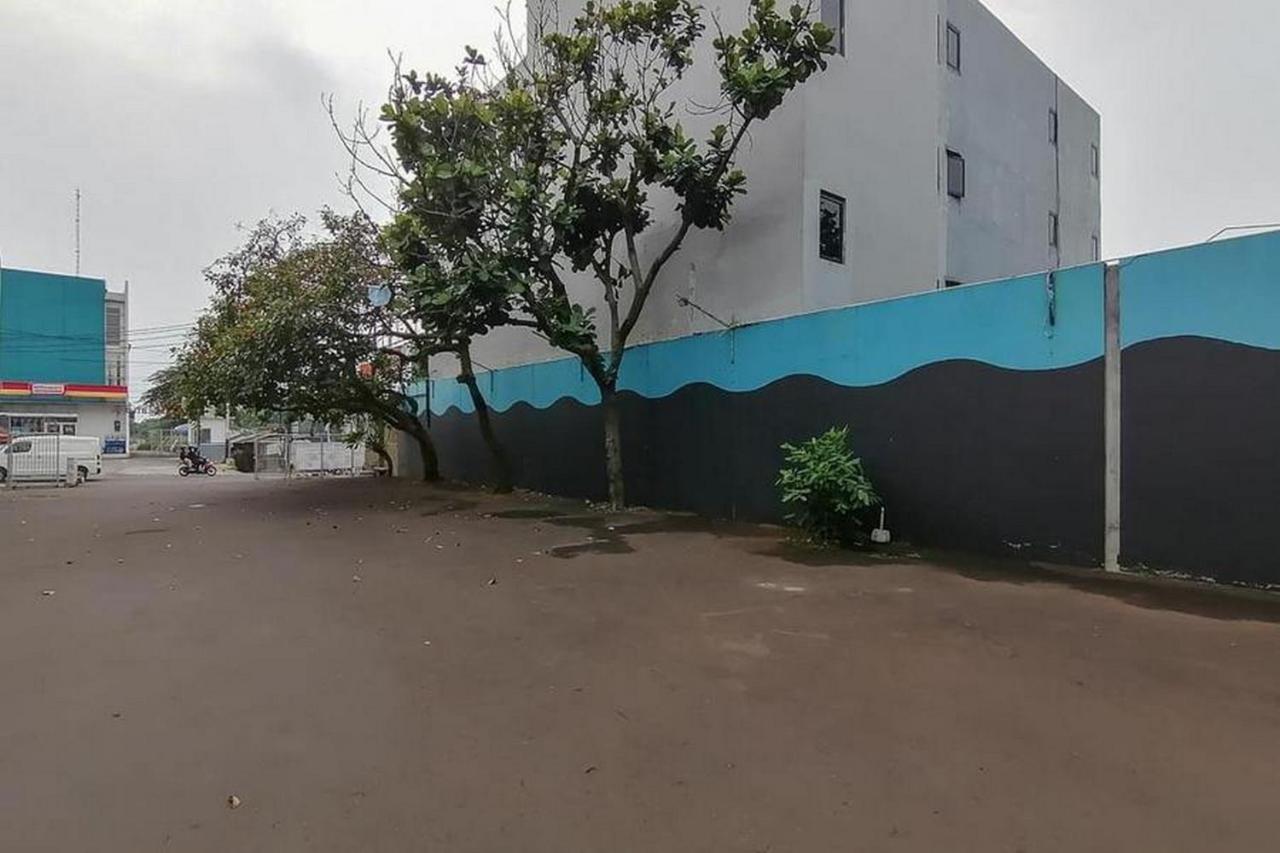 Laponca Residence Pondok Cabe Syariah Redpartner Duku Екстер'єр фото